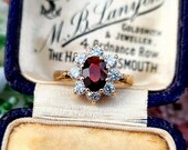 Vintage 9ct Yellow Gold Classic Red Garnet and Crystal Cluster Ring Size L 1 2 or 6.25