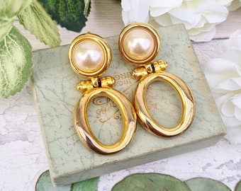 Vintage Retro Gold Plated Large Statement Pearl Drop Hoop Clip On Earrings