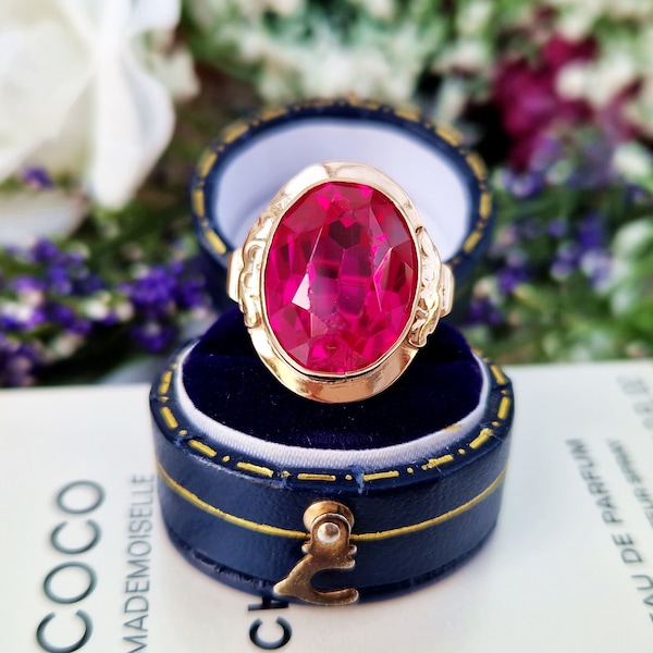 Vintage 14ct Yellow Gold Huge Vibrant Pink Ruby Solitaire Ring / Size K 1/2 or 5.75