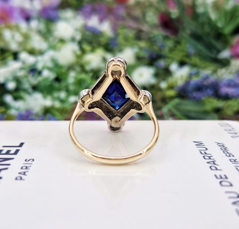 Antique Art Deco 18ct Gold Royal Blue Sapphire & White Pearl Statement Ring / Size Q 1/2 or 8.5 image 8