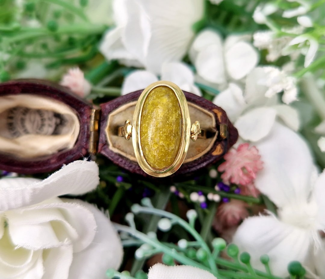 Color Blossom Ring, Yellow Gold, White Gold, Cornelian And