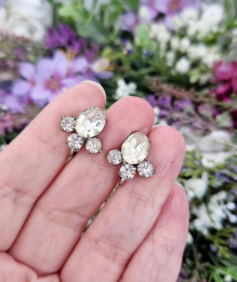 Vintage Art Deco Silver Tone Clear Foil Backs Glass Statement Fan Screw Back / Screw On Earrings image 2