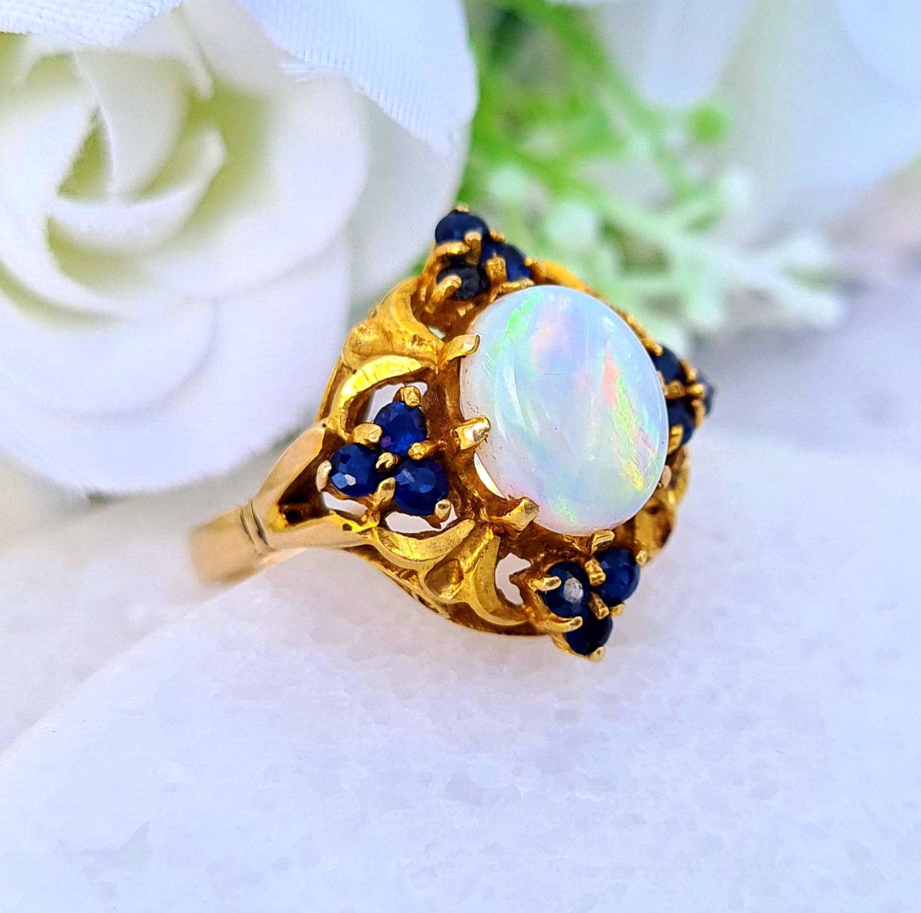 Opal Necklet 9ct Yellow Gold main image 0