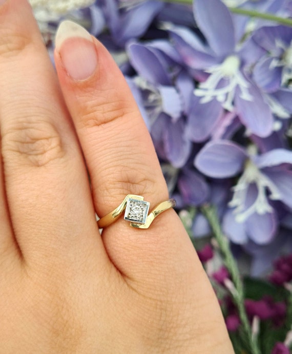 Color Blossom Ring, Yellow Gold, White Gold, Cornelian And Diamonds -  Jewelry - Categories