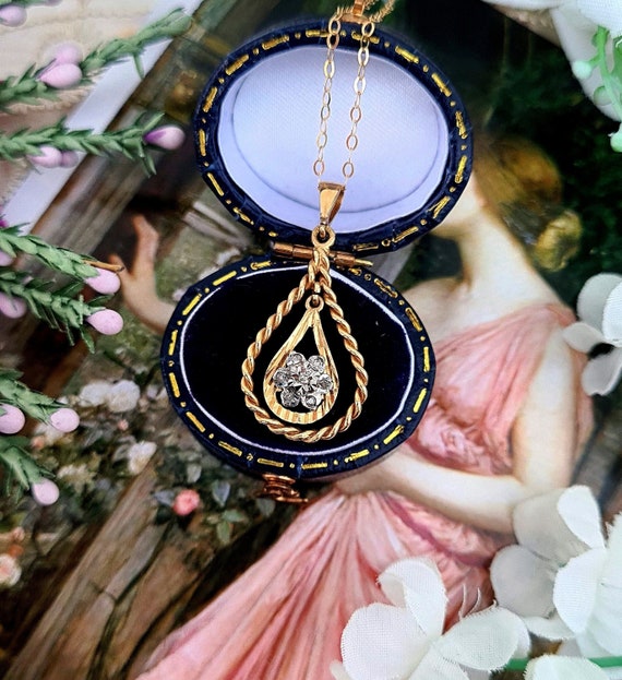 Vintage 9ct Yellow Gold Teardrop 