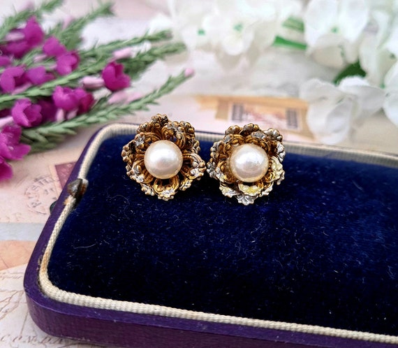 Vintage Gold Tone Ornate Pretty Faux White Pearl … - image 3