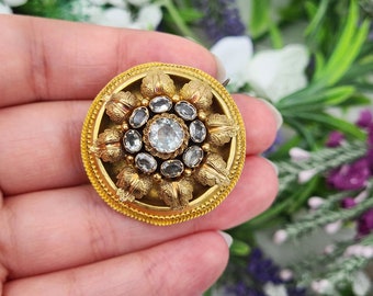 希少 【vintage 】GG stone gold broach 希少 【vintage GUCCI 】GG