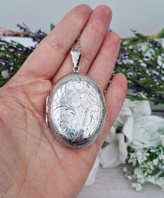 Vintage Sterling Silver Huge Statement Engraved Oval Locket 