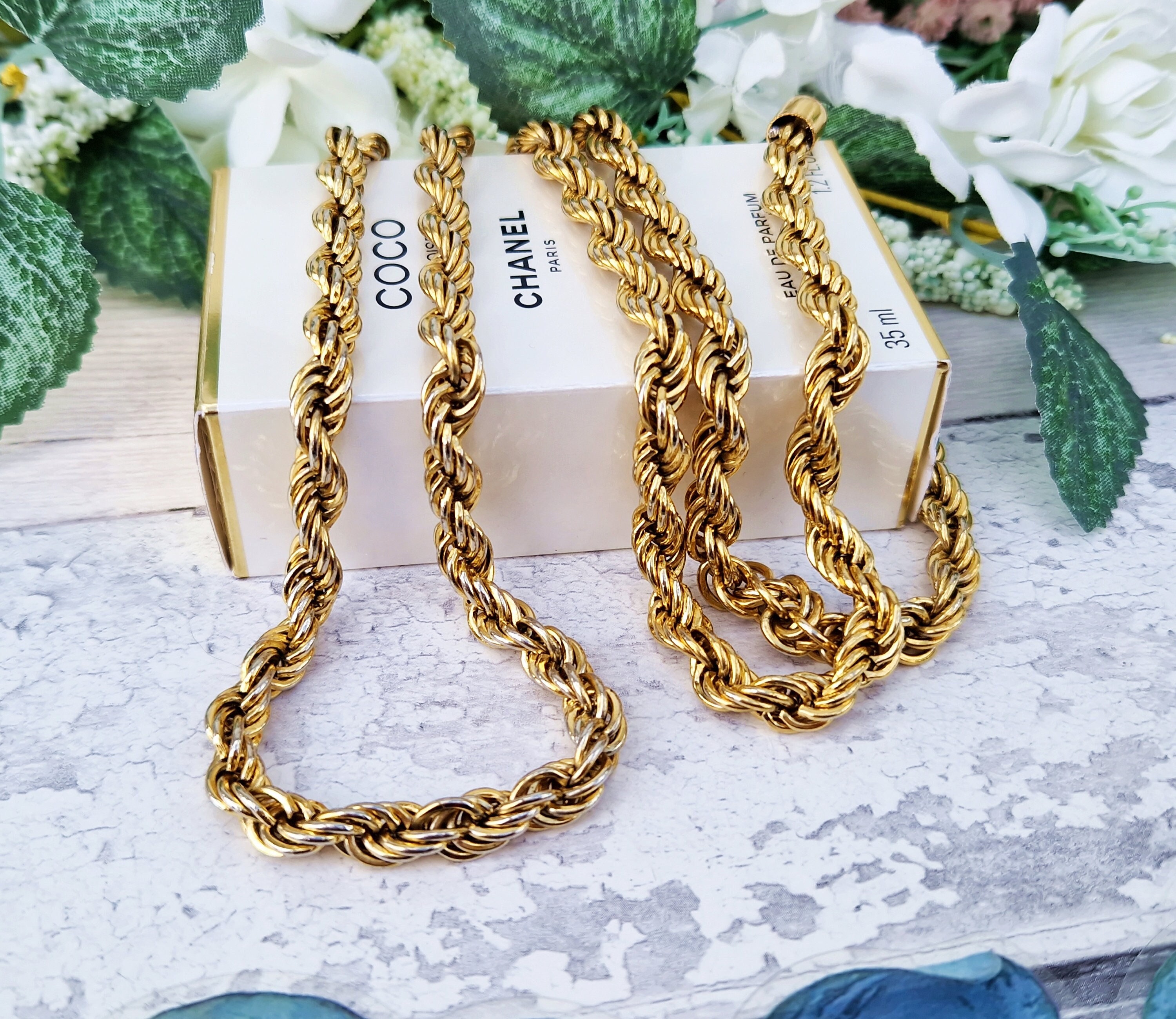 COCO CHANEL Vintage Necklace – Coco Alea Hawaii