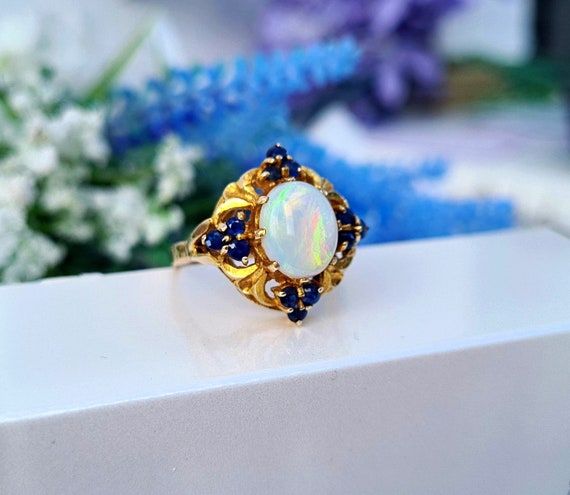 Vintage 1972 9ct Yellow Gold Ornate Opal and Sapp… - image 7