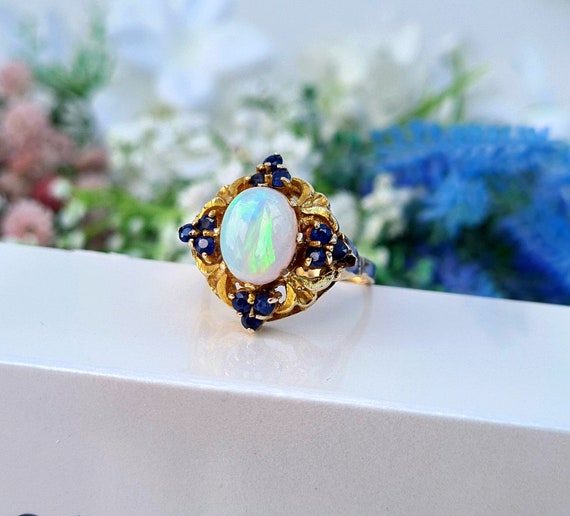 Vintage 1972 9ct Yellow Gold Ornate Opal and Sapp… - image 6