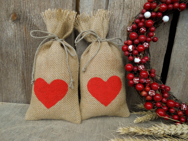 Burlap Favor Bags Burlap Bags Wedding Favor Bags Party Favor Bags Wedding Gift Bags Rustic Wedding Heart Bags Candy Bags Valentine Favor Bag image 5