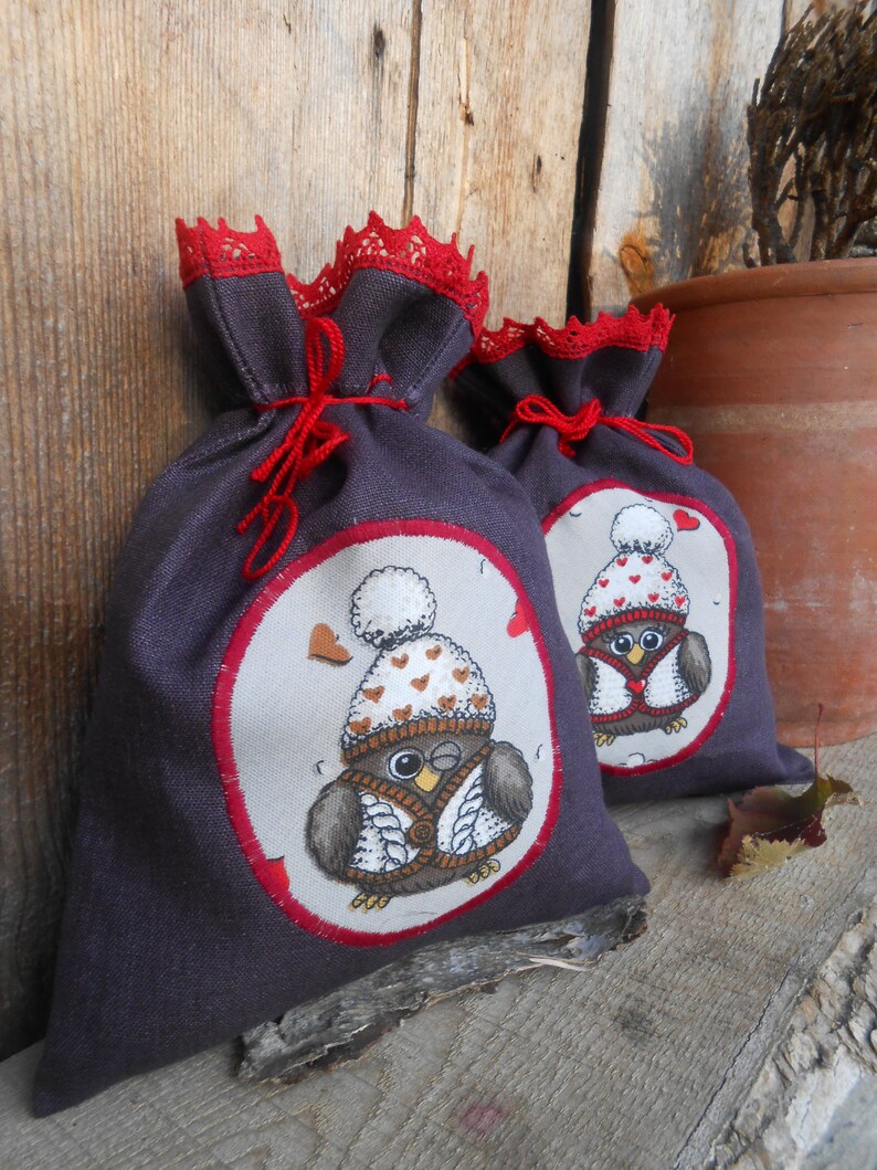 текстильные мешочки для подарков. мешочек для подарка из ткани. мешочек для подарков. мешочек для подарков. мешочек подарочный новогодний.