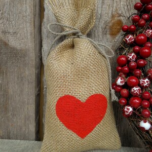 Burlap Favor Bags Burlap Bags Wedding Favor Bags Party Favor Bags Wedding Gift Bags Rustic Wedding Heart Bags Candy Bags Valentine Favor Bag image 4