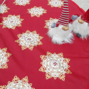 Red Christmas Tree Skirt Snowflakes Fabric Xmas Tree Skirt Holiday Decor Swedish Christmas Ornament Snowflakes Decor Xmas Snowflake Ornament