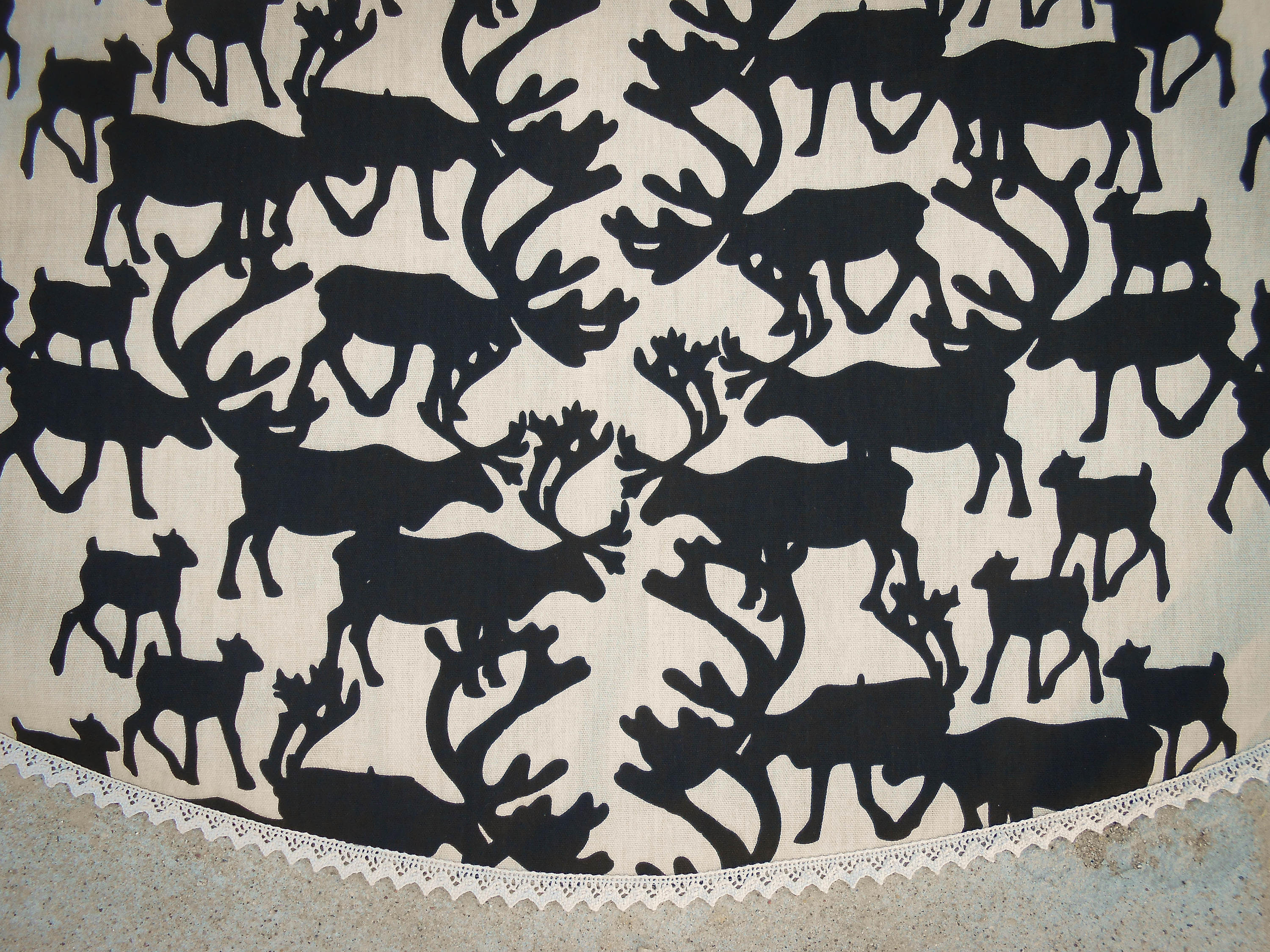 Deer Christmas Tree Skirt 