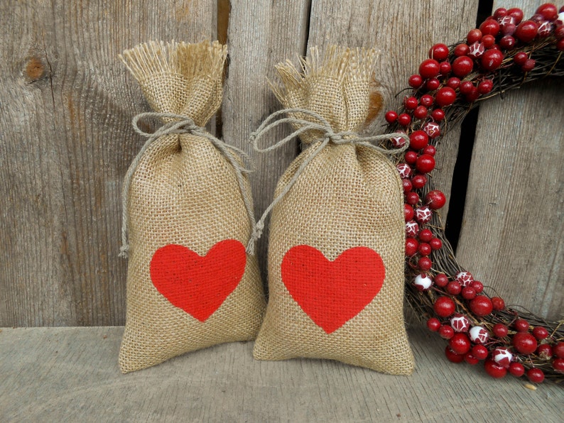 Burlap Favor Bags Burlap Bags Wedding Favor Bags Party Favor Bags Wedding Gift Bags Rustic Wedding Heart Bags Candy Bags Valentine Favor Bag image 1