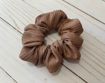 Scrunchie, Mocha Ribbed Knit Hair Tie