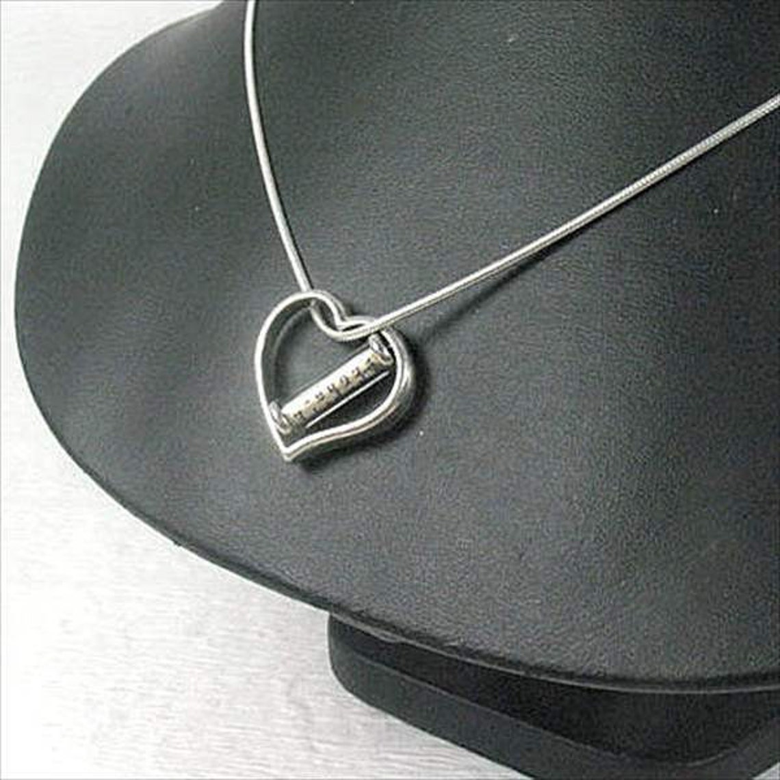 Sterling Silver Heart Mezuzah Necklace - Etsy