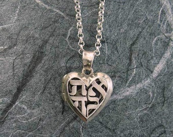 Silver Small Heart Ahava (Love) 1 Picture Locket