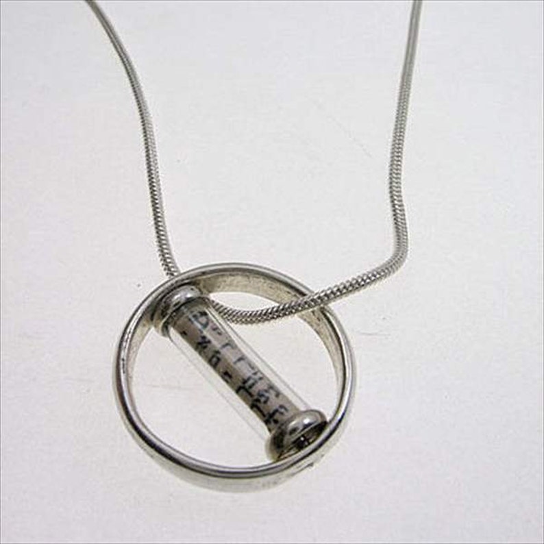 Sterling Silver Circle Mezuzah Necklace - Etsy