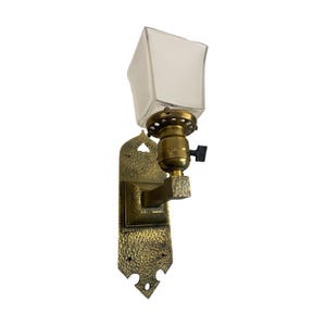 VL1219 Antique Craftsman c1910 Hammered Bronze Sconce Restored