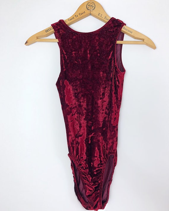 Wms Vintage 90’s Crushed Velvet High Neck Burgundy