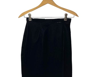 90’s Black Crushed Velvet Pencil Skirt Wms Size Small