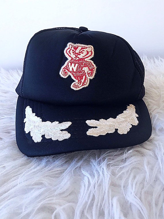 wisconsin badgers snapback