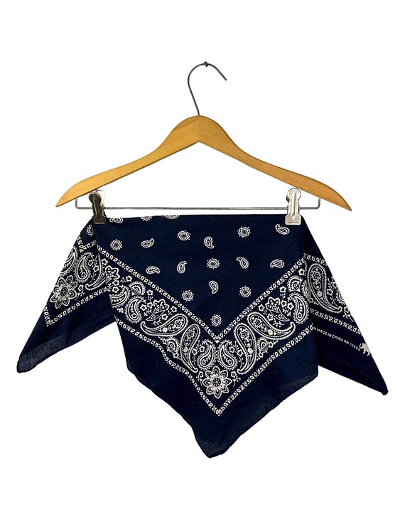 80s Navy Elephant Handkerchief Bandana 21” x 22” Gem