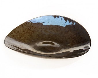 Murano Glass Plate: Modern Ivory & Steel Decorative Centerpiece