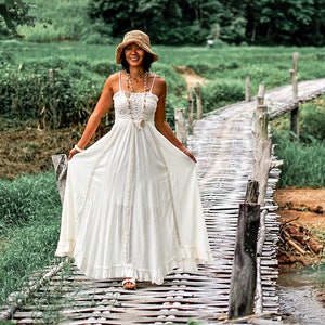 Böhmisches Brautkleid, weißes böhmisches Kleid, Brautkleid in Übergröße, Hochzeitskleid im Freien, Maxikleid, Maxikleid für die Hochzeit