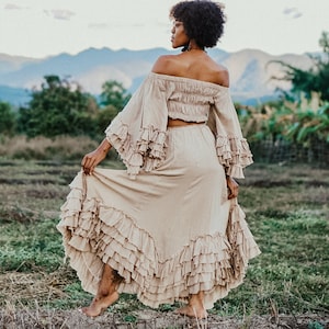 Long skirt with ruffles at the bottom hot sale