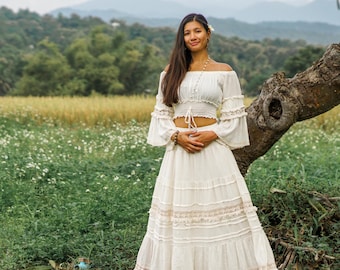 Cottagecore Lace Maxi Kjol — Vit bomullskjol med skikt, mjuk feminin boho långkjol, vintage-outfit för kvinnor, sommarkjol i spets med hippiemotiv