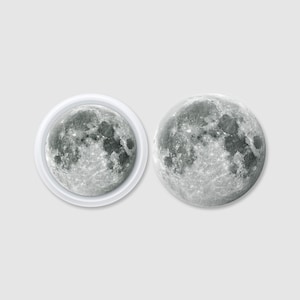 Full Moon Apple AirTag Protective Skin | Detailed Moon Texture AirTag Wrap | Lunar Surface AirTag Decal | Astronomy Inspired Accessory