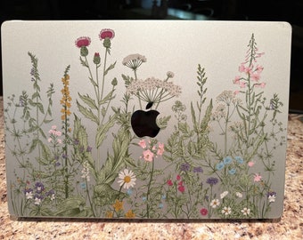Nature's Blooms Pelle trasparente per MacBook, Pelle trasparente per MacBook con design Serene Leaf, Decalcomania per MacBook Pro verde morbida ispirata alla natura