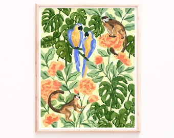 Könnte beinhalten: Eine gerahmte Illustration einer tropischen Dschungelszene mit zwei blau-gelben Papageien, einem Affen und orangefarbenen Blumen. Der Hintergrund ist hellgrün mit dunkelgrünen Blättern.