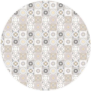 Op de afbeelding: Een cirkelvormig patroon met een herhalend patroon van grijze, witte en beige tegels met bloem- en geometrische vormen.