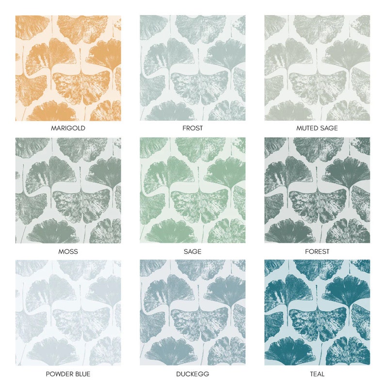 K&ouml;nnte beinhalten: Neun verschiedene Farbvarianten einer Tapete mit Ginkgoblatt-Muster. Die Farben umfassen Marigold, Frost, ged&auml;mpftes Salbei, Moos, Salbei, Wald, Puderblau, Enteneier und Teal.