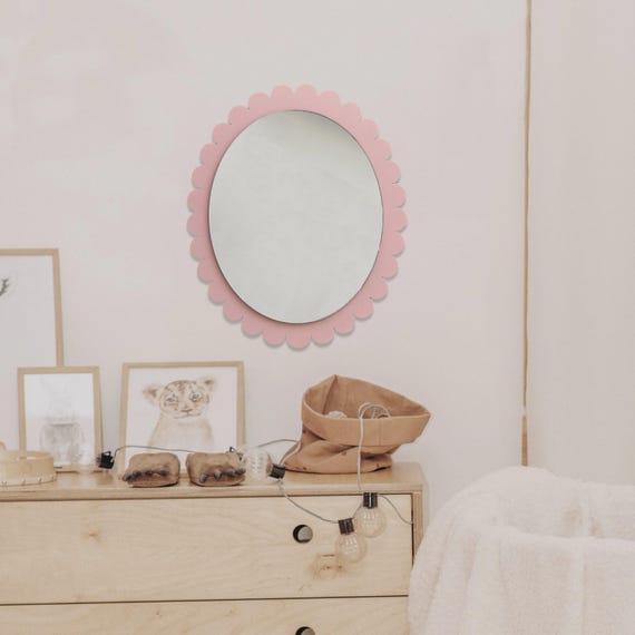 Colorful Acrylic Mirror for Kids, Scalloped Edge Mirror, Oval Wall Mirror for Nursery, Decorative Mirror for Children’s Room, Cute Mirror