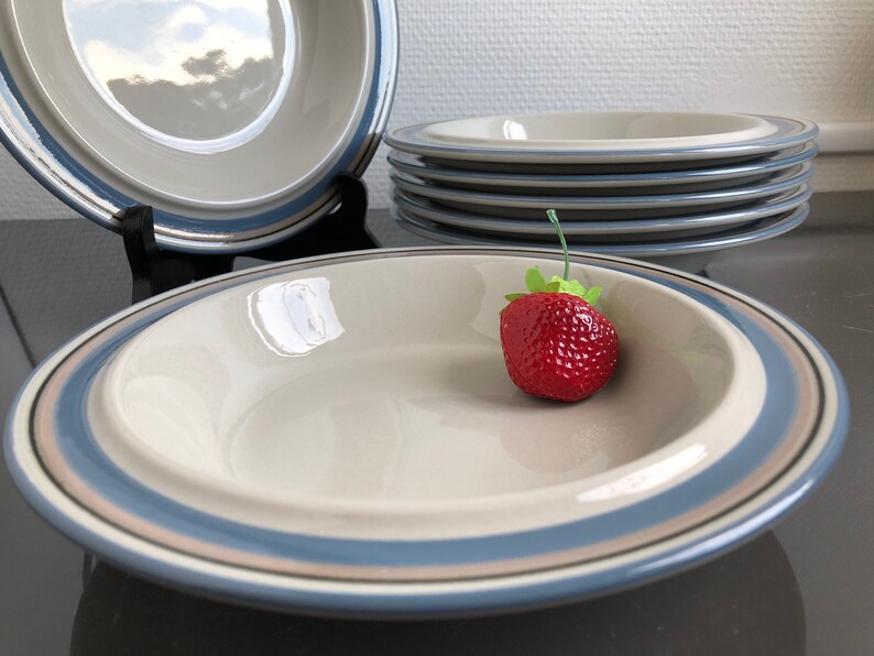 Set of 2 plates. Uhtua soup plate by Inkari Leivo ARABIA\u00a070s Finland Home decor