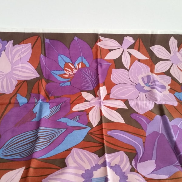 Scandinavian Retro fabric. Design Almedahls floral brown - purple 70s