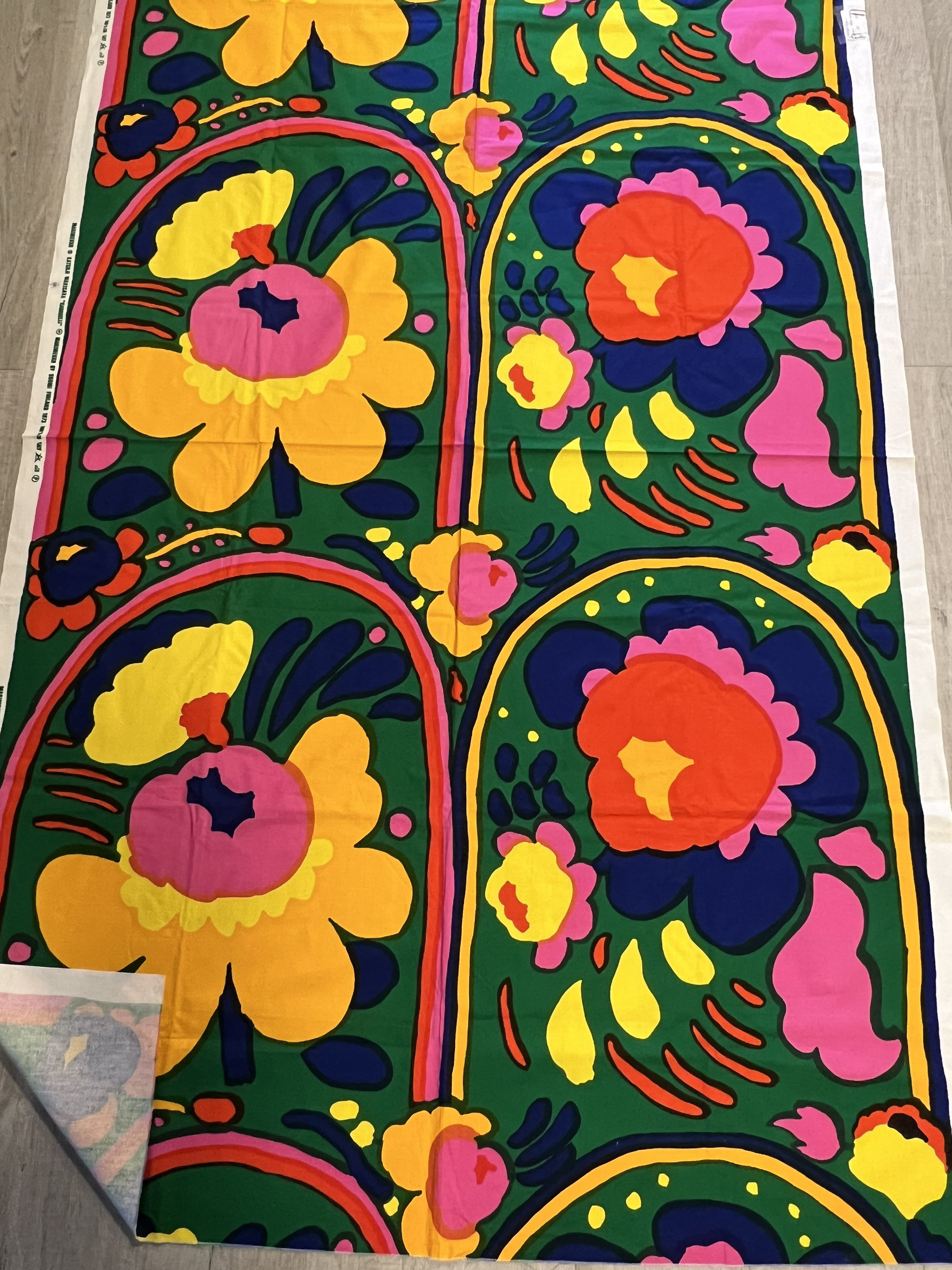 Marimekko Vintage Bold Floral Fabric Karuselli by Katsuji Marimekko Vintage Bold Floral Fabric Karuselli by Katsuji