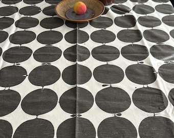 Scandinavian fabric Tallyho design Stig Lindberg, large tablecloth Black and White