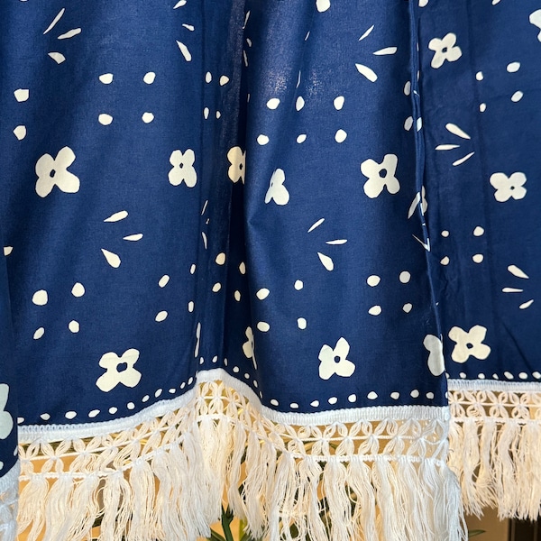 Rare Marimekko vintage floral fabric blue Kukkaketo by Fujiwo Ishimoto 70s, kitchen cafe curtain.