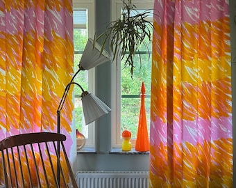 Vintage Curtains in orange pink geometric fabric by Tampella design Anneli Airikka Lammi. Set of 2.