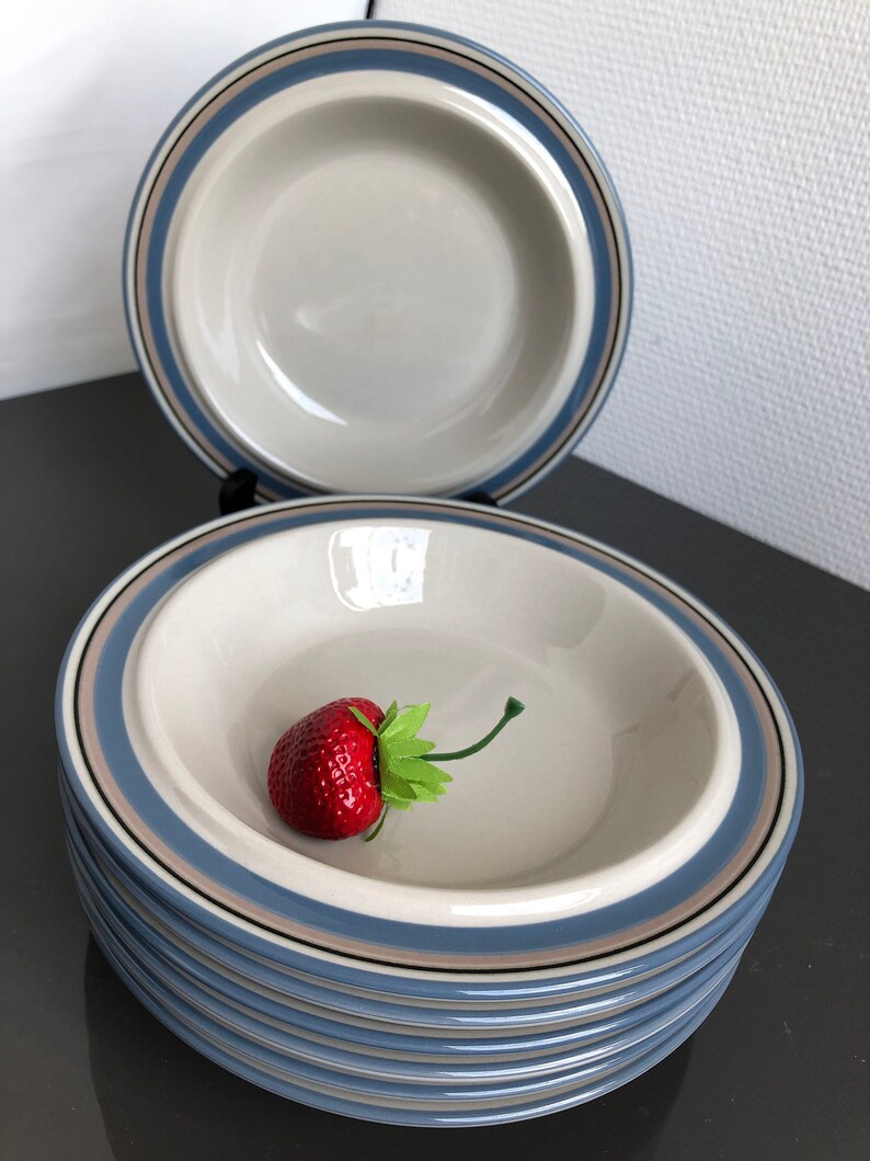 Set of 2 plates. Uhtua soup plate by Inkari Leivo ARABIA\u00a070s Finland Home decor