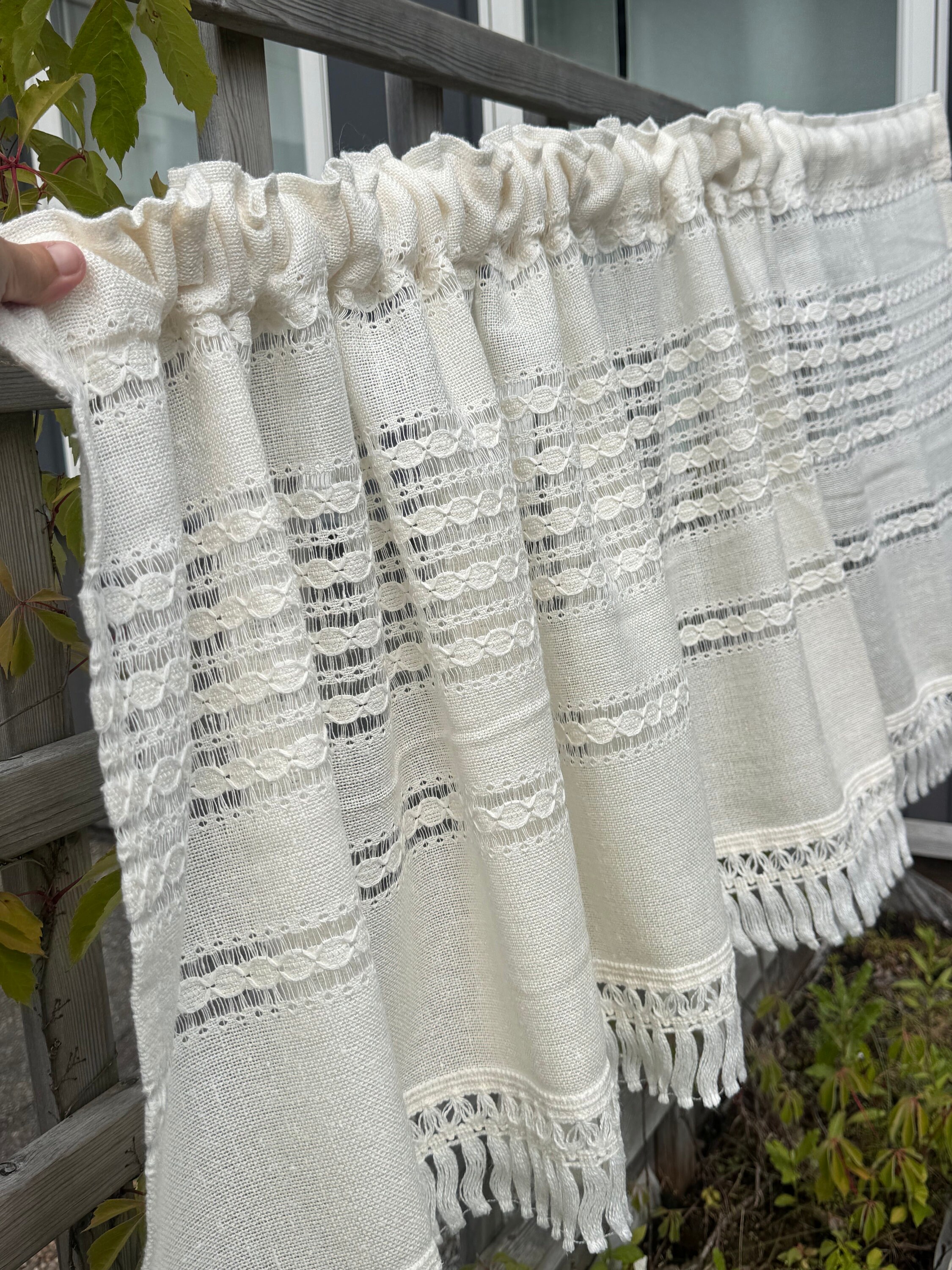 voilage vintage valence en tissu filet, drapé blanc rétro des années 60,