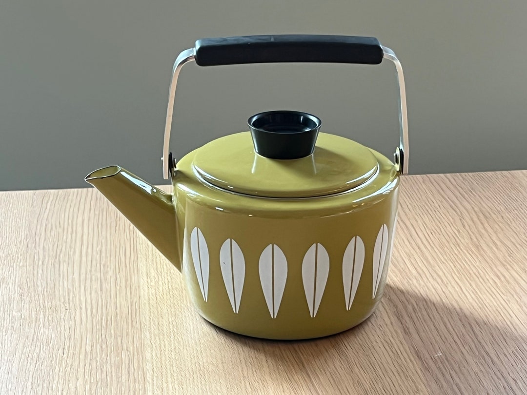 美品 キャサリンホルム Cathrineholm ケトル やかん 北欧 Cathrineholm Lotus/キャサリンホルム ロータス ケトル 北欧食器