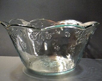 Glass trifle bowl | Etsy Glass trifle bowl | Etsy